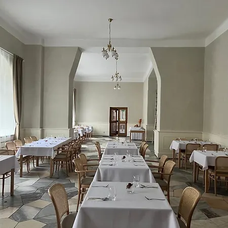 Dumbier Hotel 2*